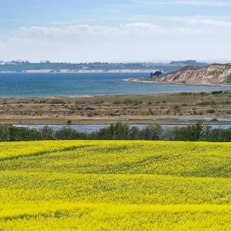 Store - 700m From The Sea By Interhome בית נופש *